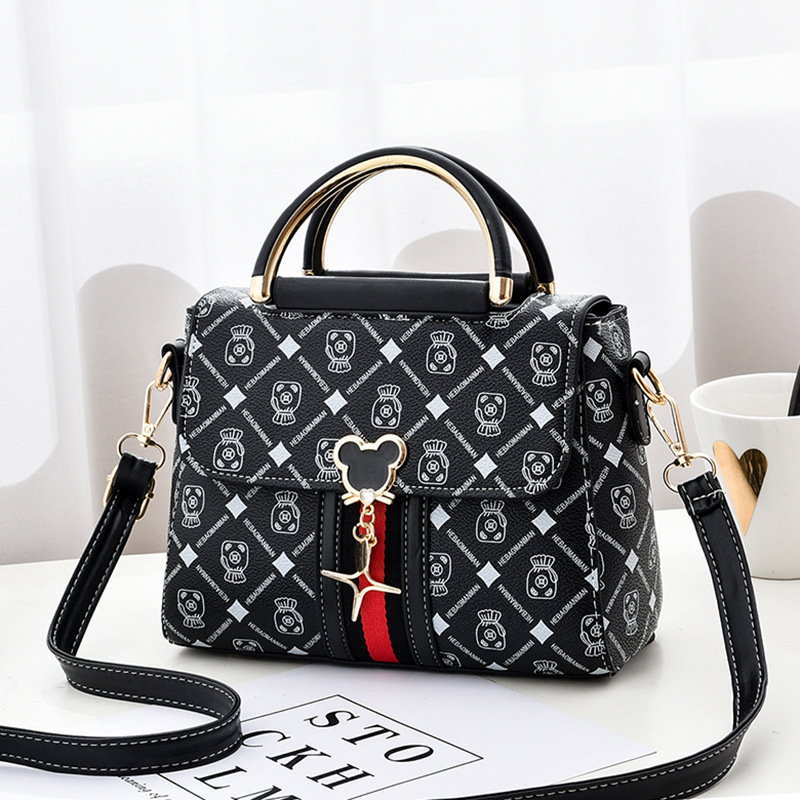 Nova Bolsa de Ombro Feminina,  - Tote Bag Leather Monogram avaliação e preço